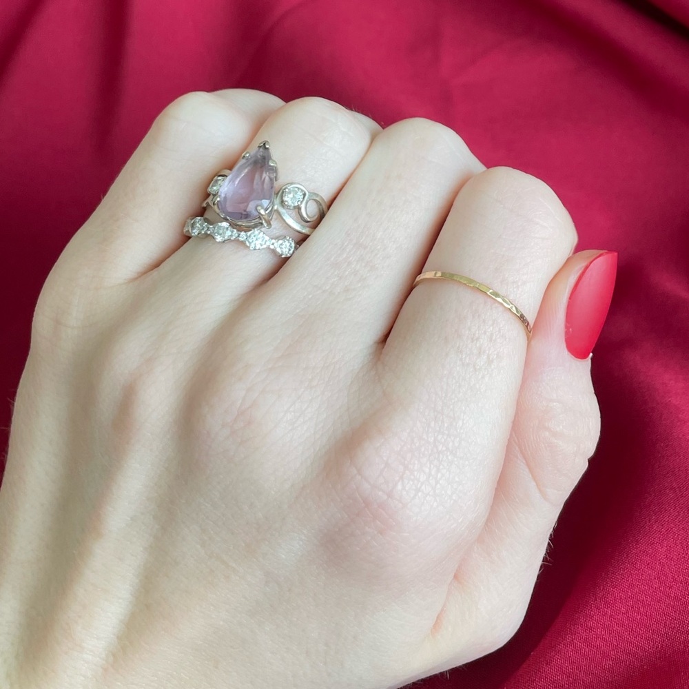 Solid 14k Vintage Ring - Picture 11 of 12